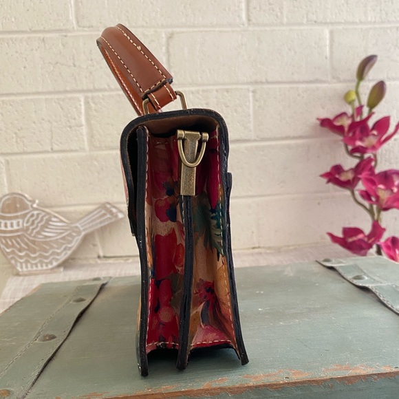 PATRICIA NASH FLORAL LEATHER TOTE NWOT - Picture 4 of 11